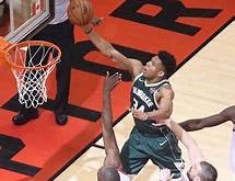 包含数据复盘：那不勒斯次回合对阵密尔沃基雄鹿，字母哥效率值爆表的词条